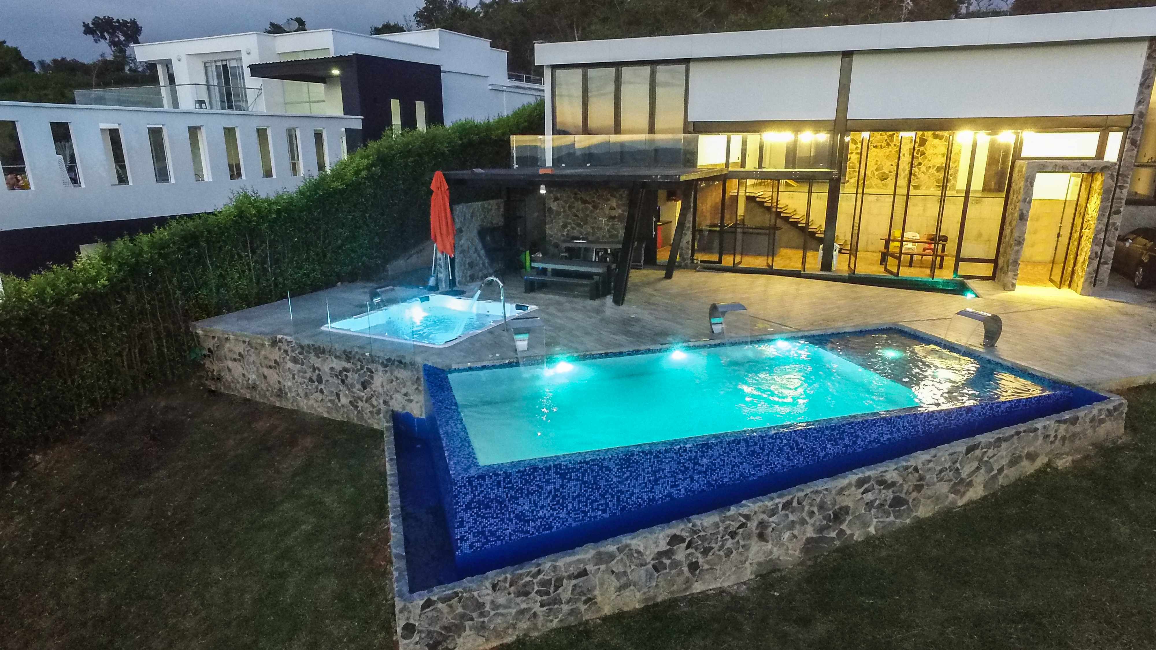 piscinas diseños modernos